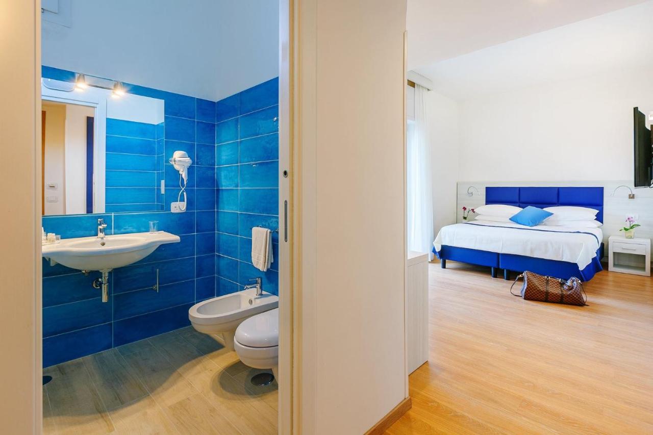 Aequa Hotel photo