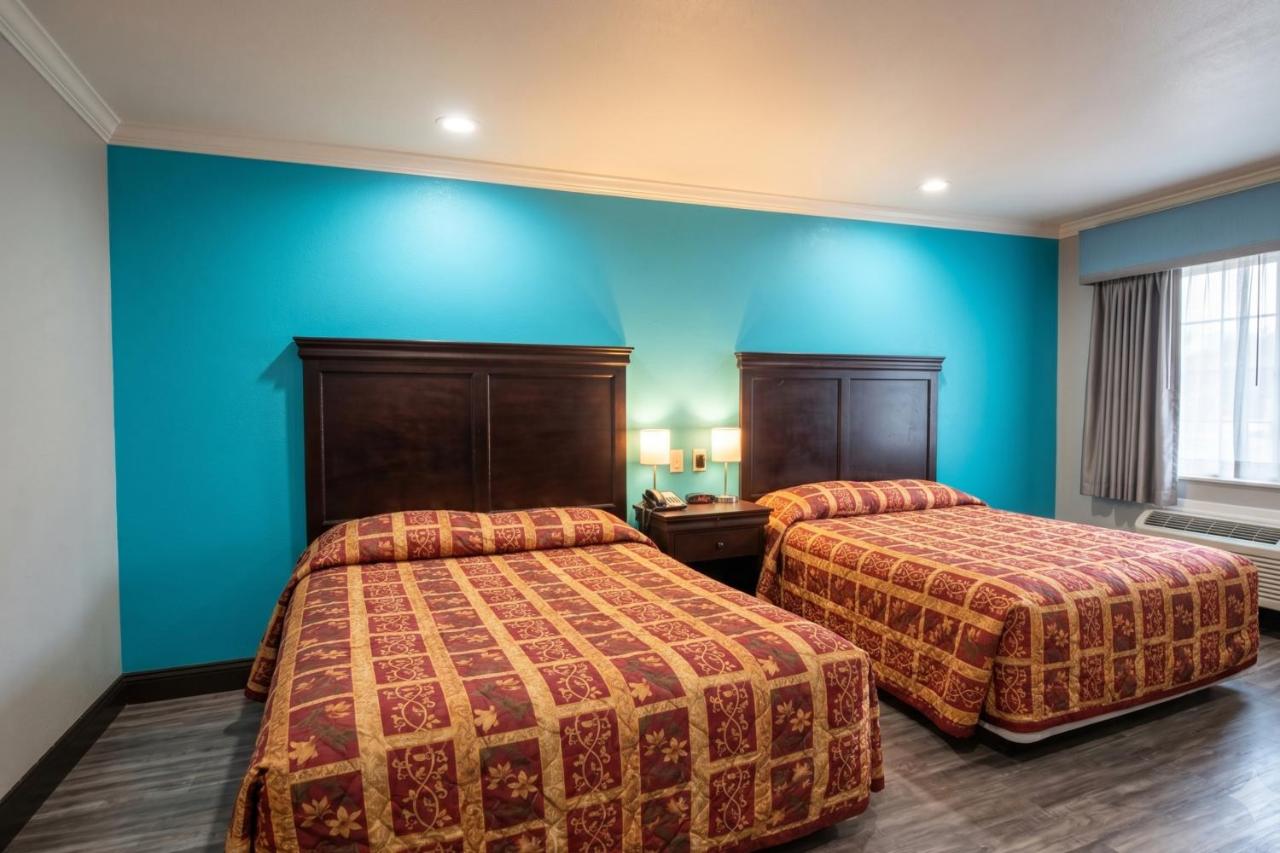 Delux Inn Mesquite — photo 10