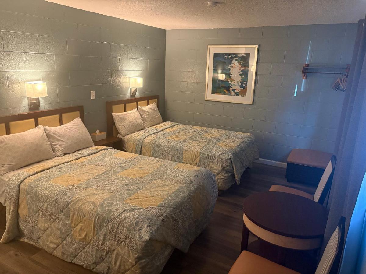 Lamplighter Motel — photo 2