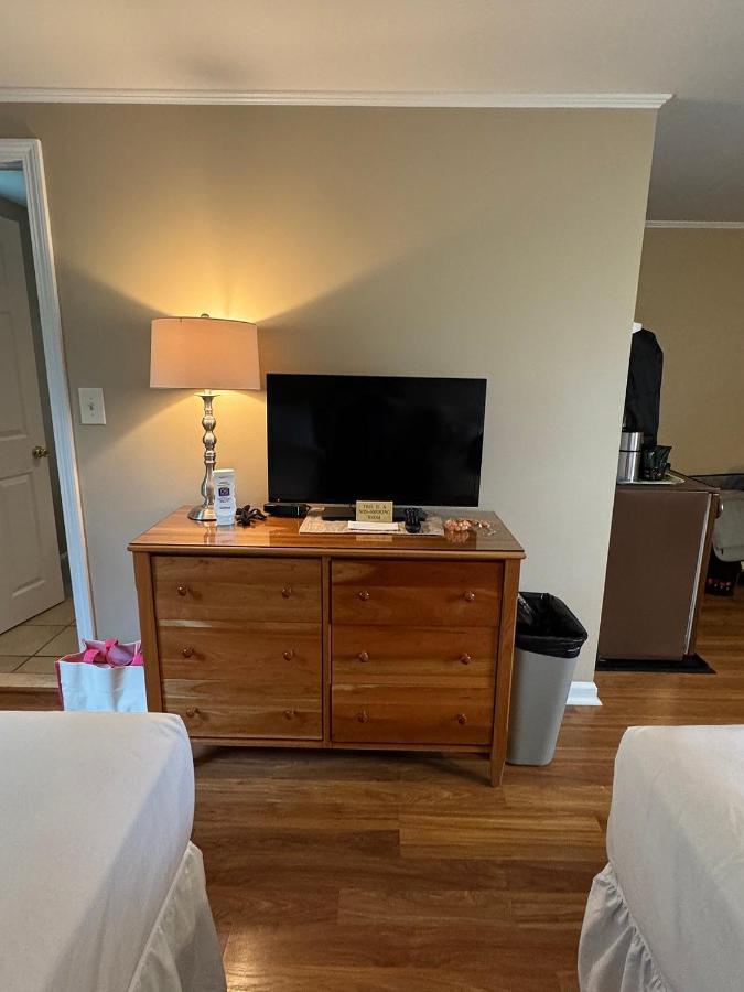 The Chatham Motel — photo 19