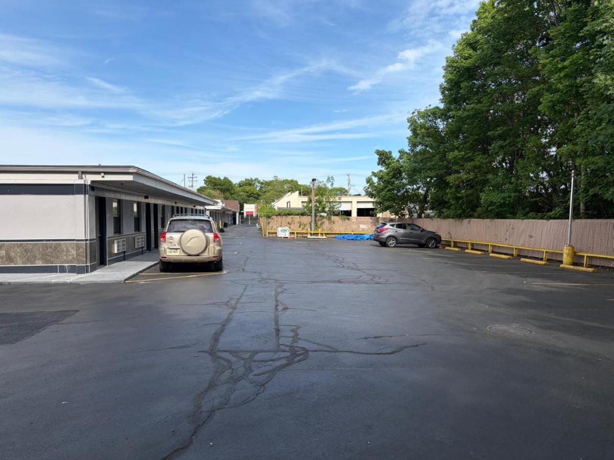 Midway Motel — photo 18