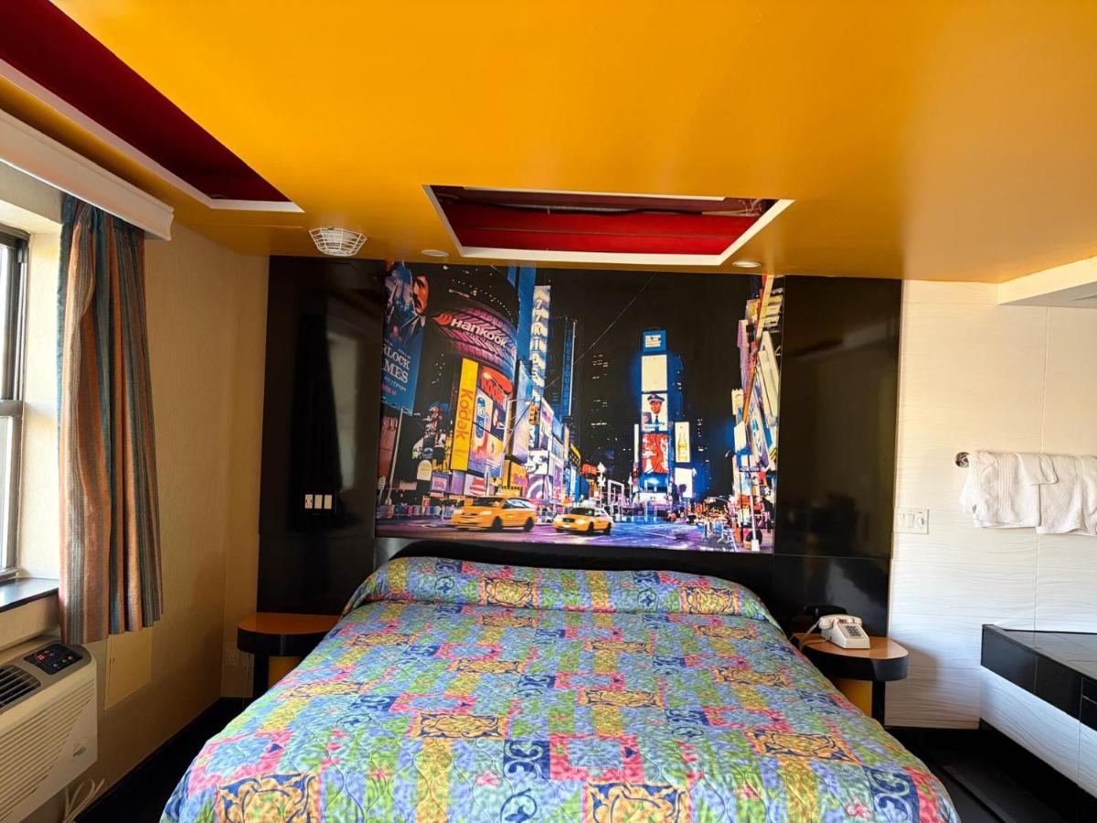Midway Motel — photo 15