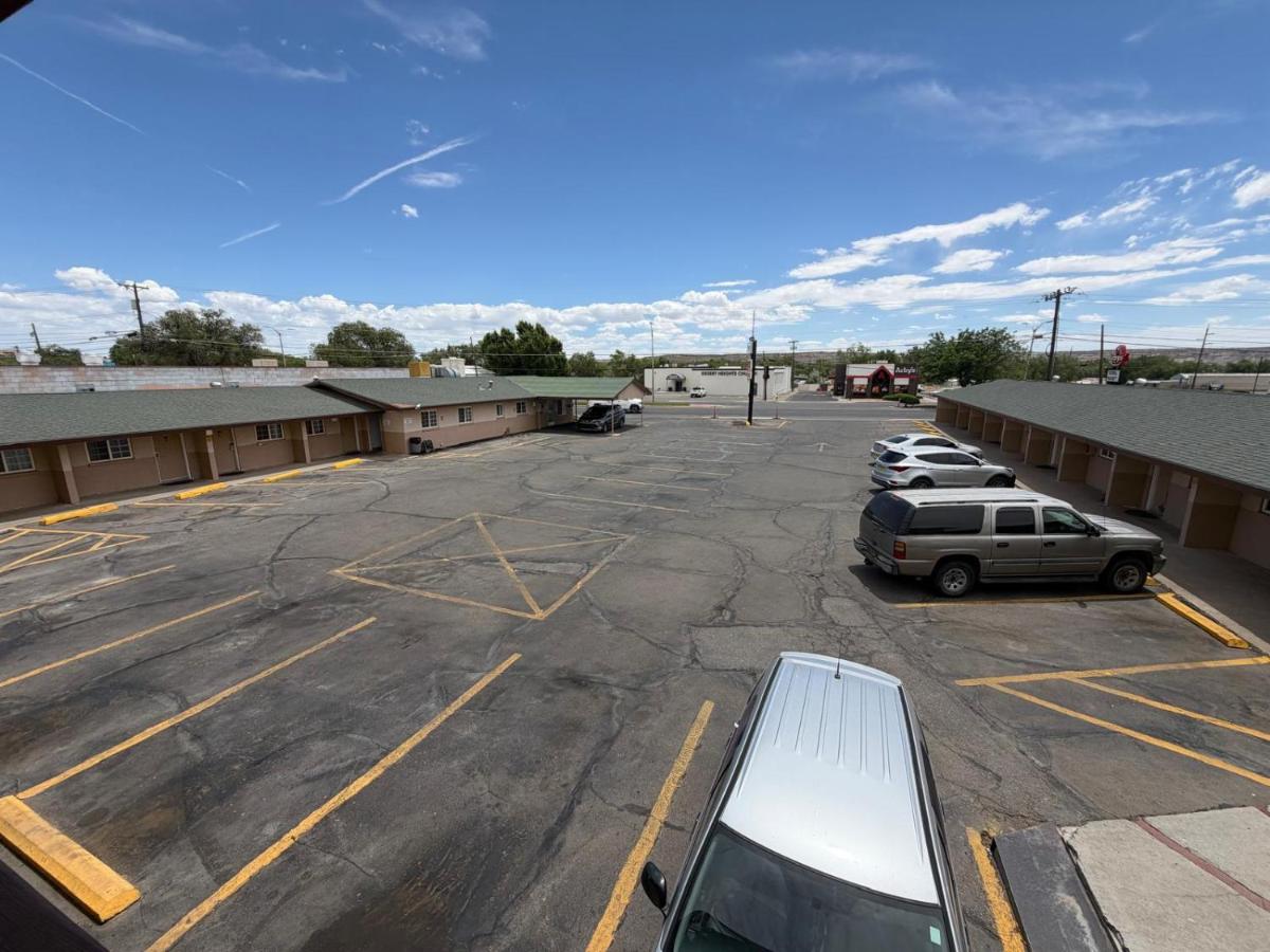 Encore Motel — photo 9