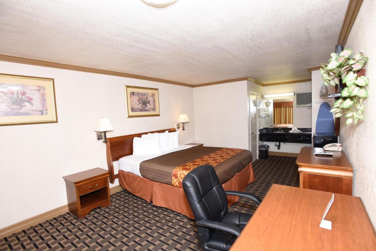 Best Budget Inn — photo 2