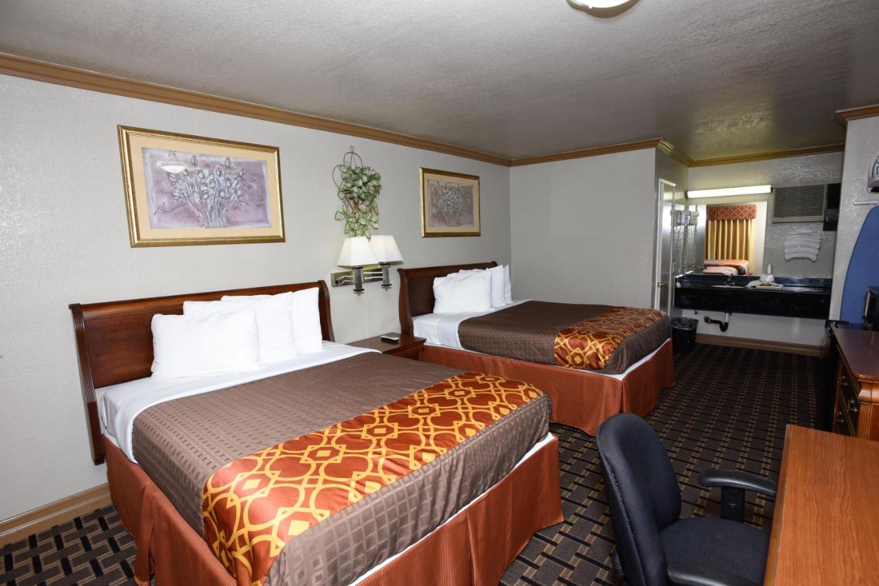 Best Budget Inn — photo 9