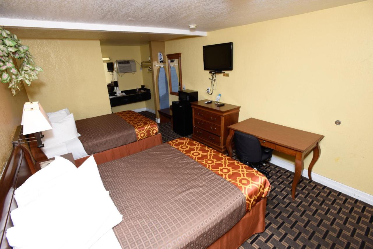 Best Budget Inn — photo 7