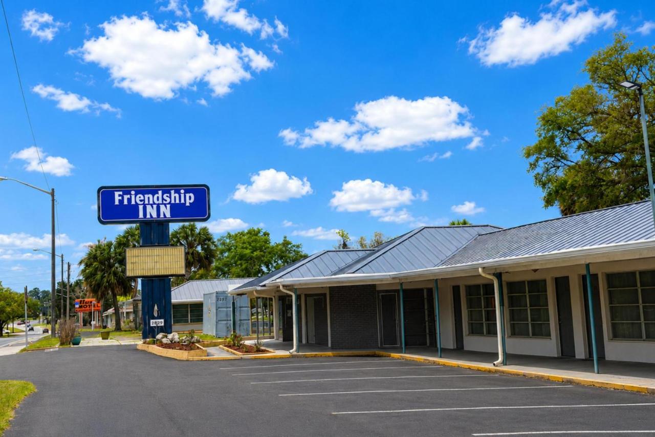 Friendship Inn — photo 5