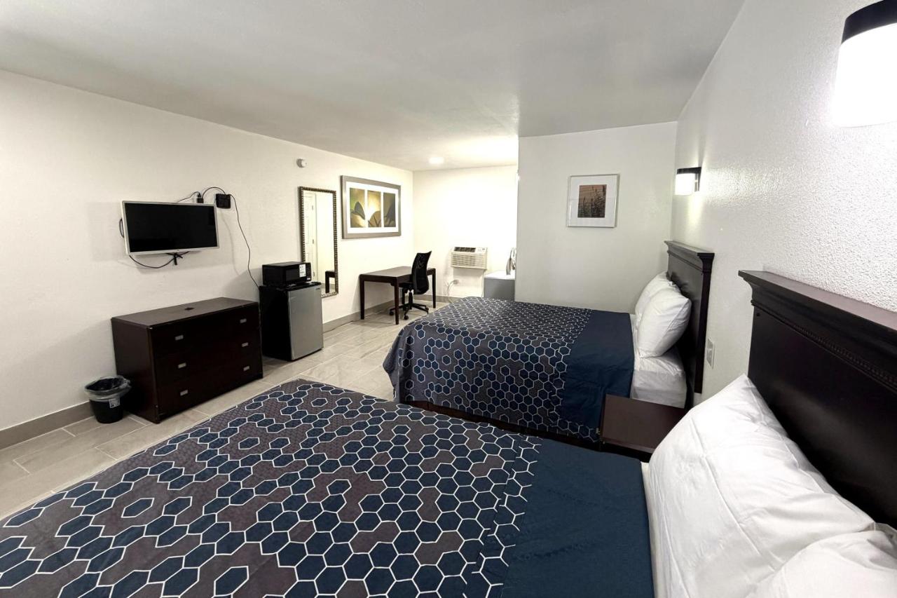 Friendship Inn — photo 6