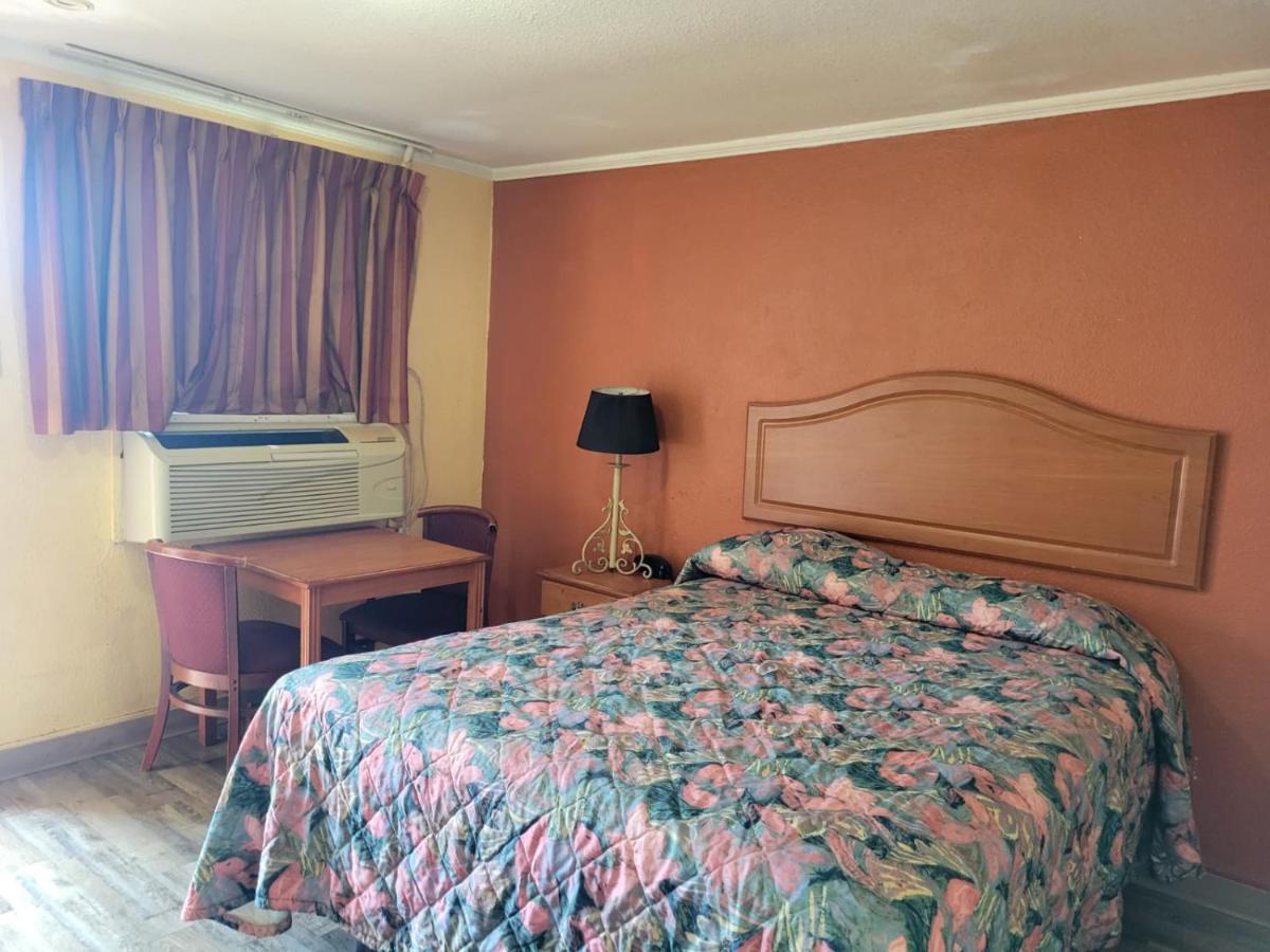 Relax Inn — photo 12