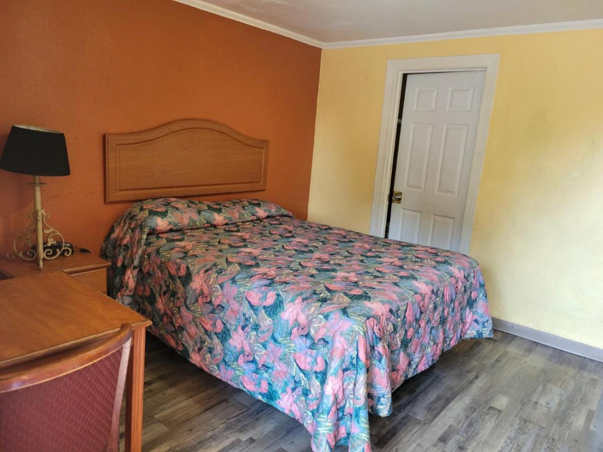 Relax Inn — photo 10