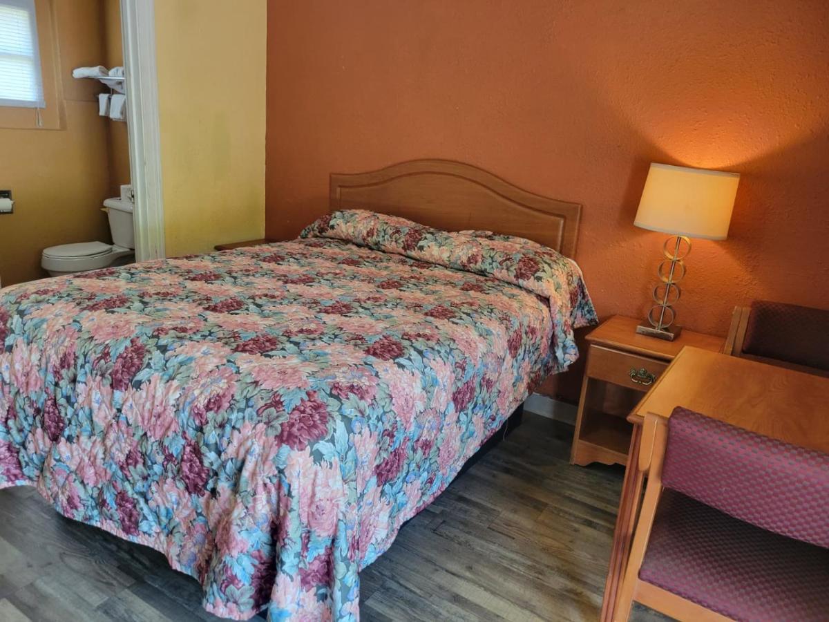 Relax Inn — photo 17