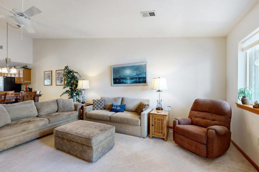 Lighthouse Cove Condominium Resort — photo 5