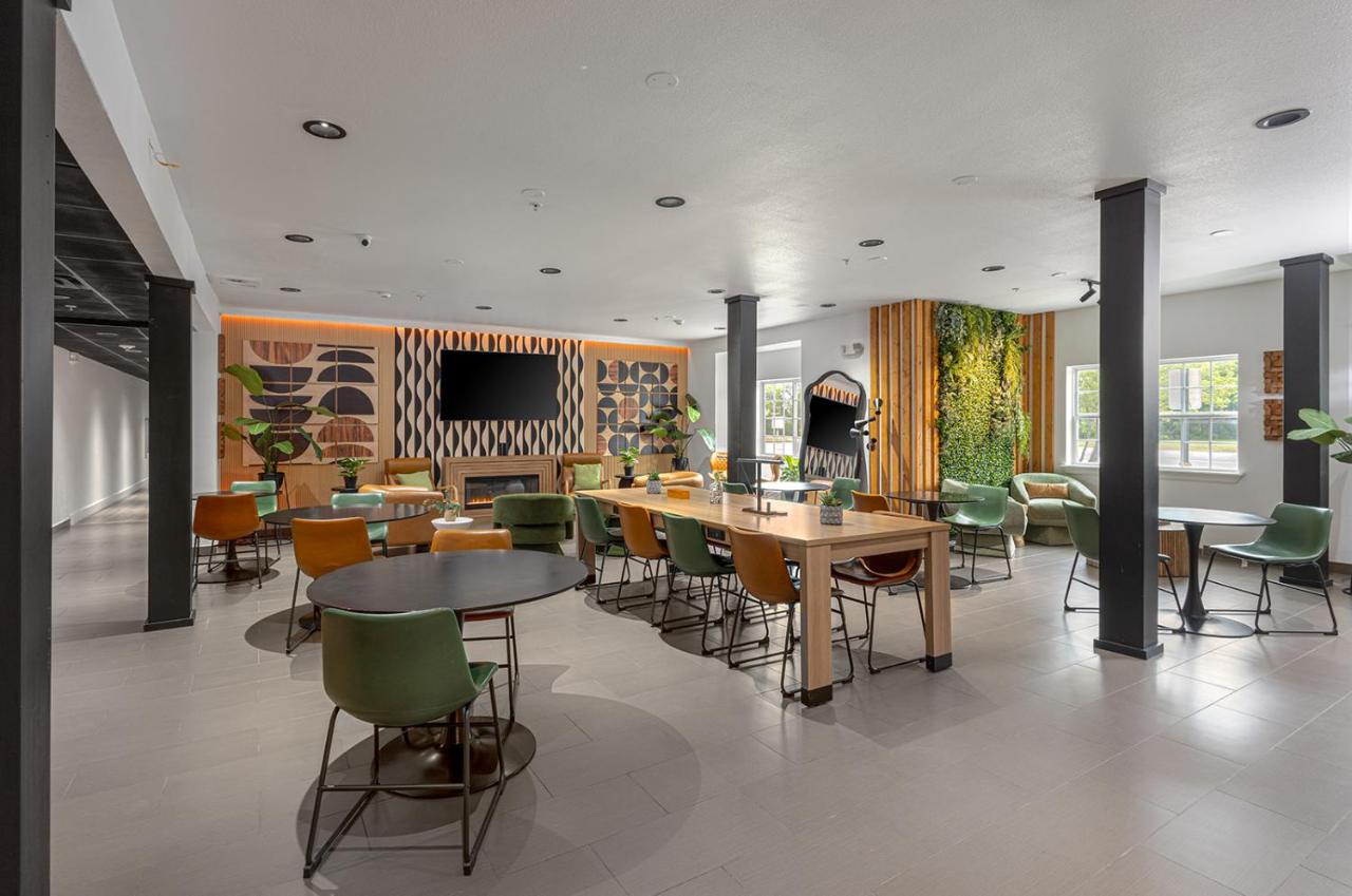 The Block Hotel — photo 10