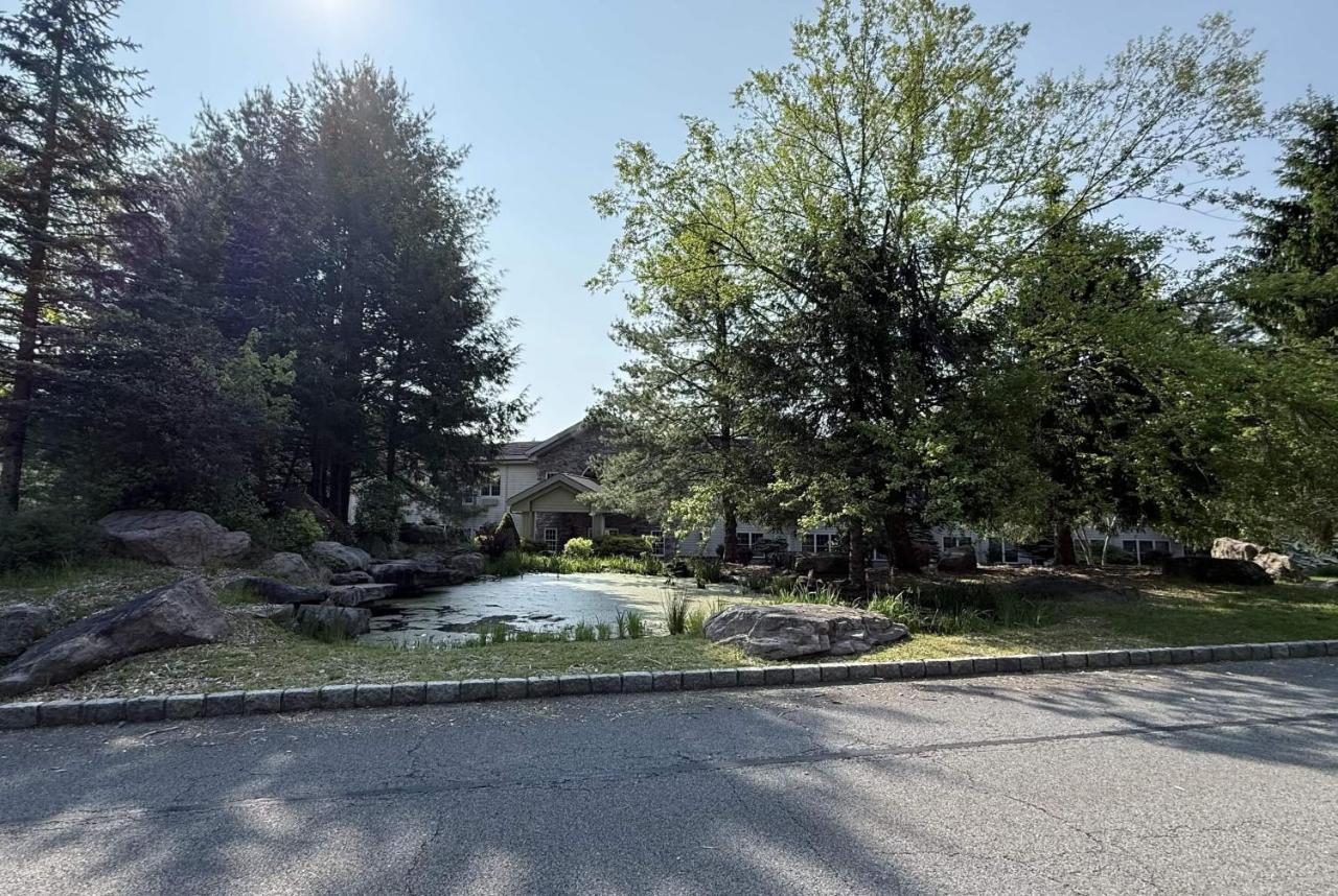 Willowbrook — photo 7