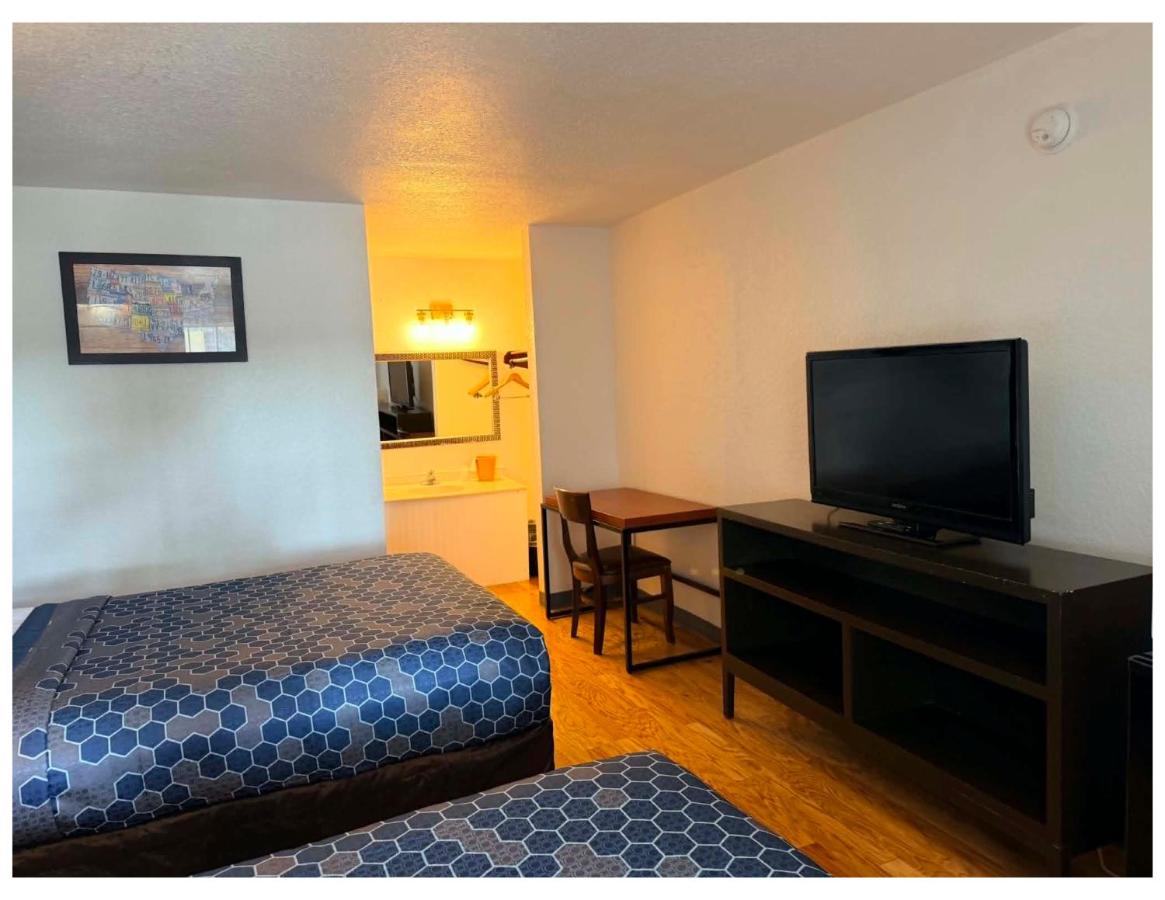 Tampa Lodge — photo 20