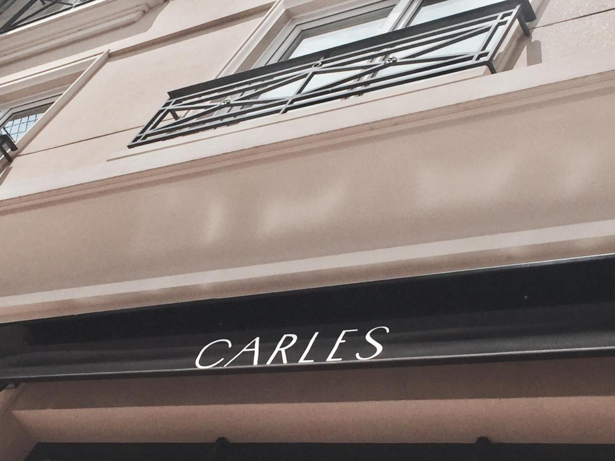 Carles Hotel photo