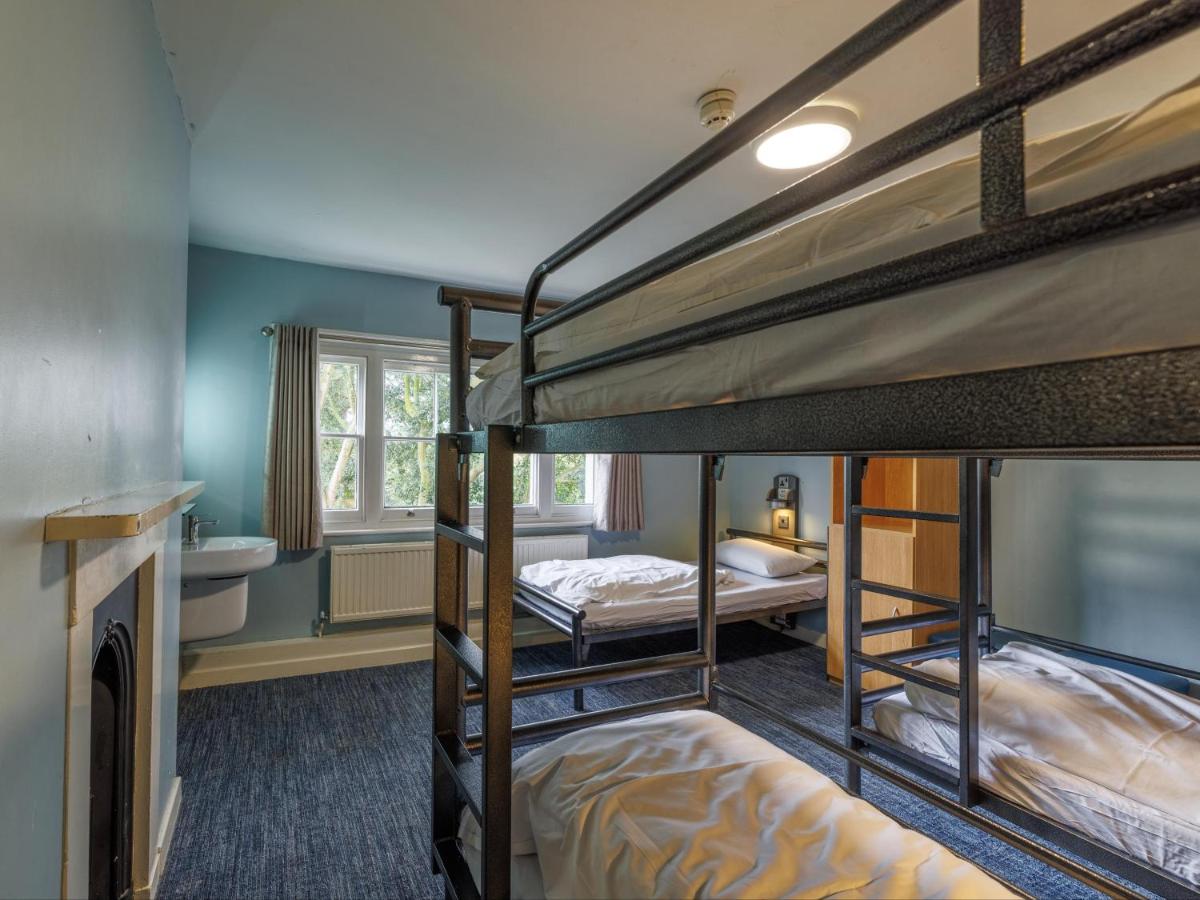 5 Bed Private Room Shared Bathroom