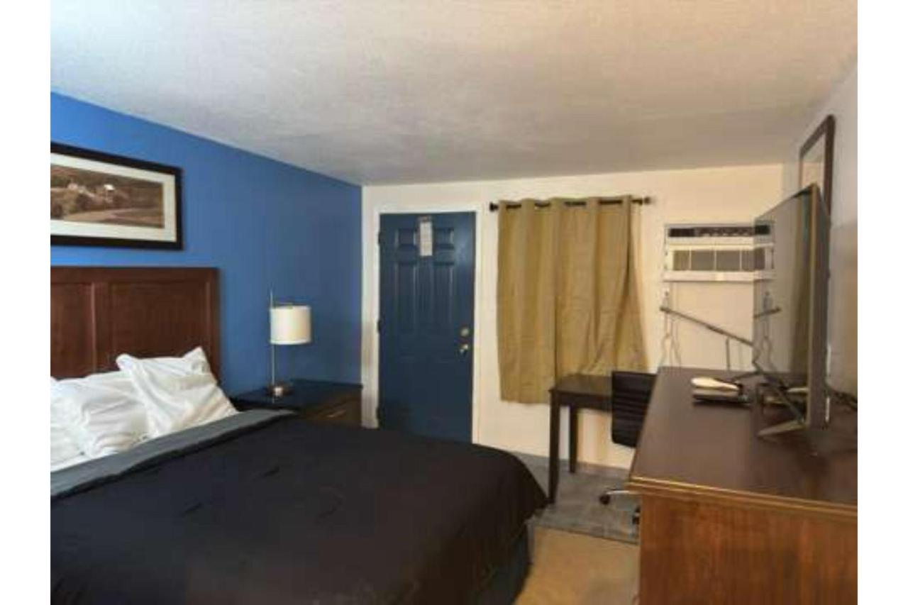MidTown Motel — photo 13
