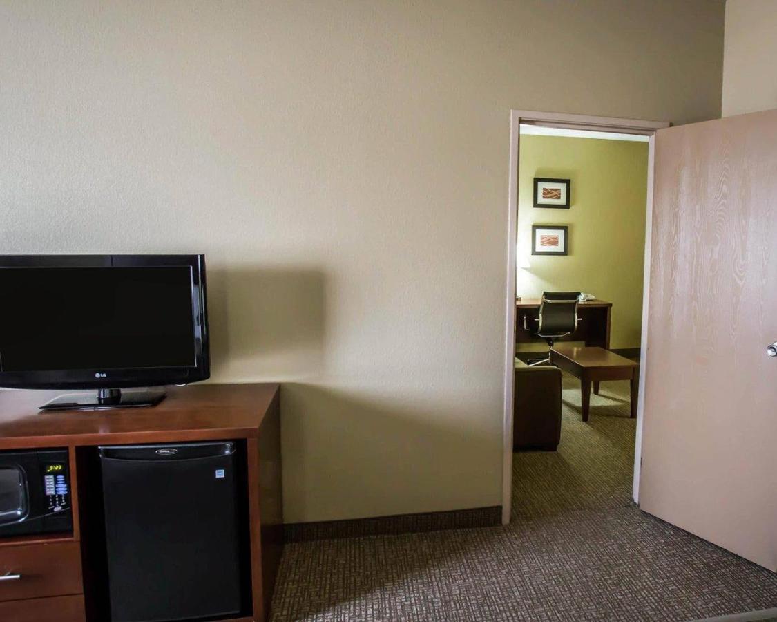 Economy Inn — photo 24