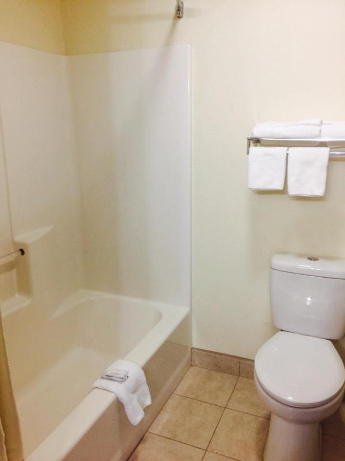 59 Texas Inn4350 — photo 17
