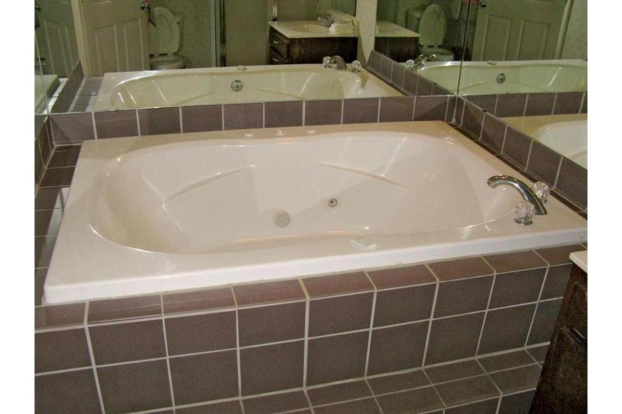 Deerfield Inn & Suites — photo 16
