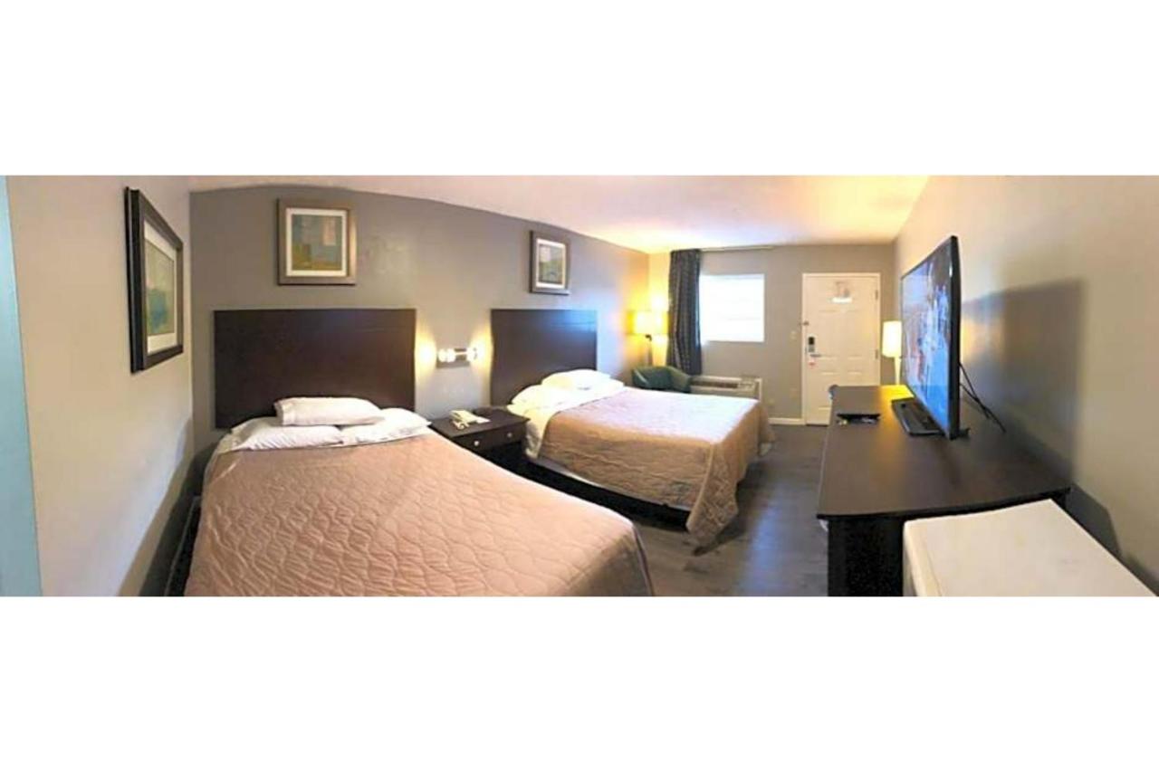 Deerfield Inn & Suites — photo 24