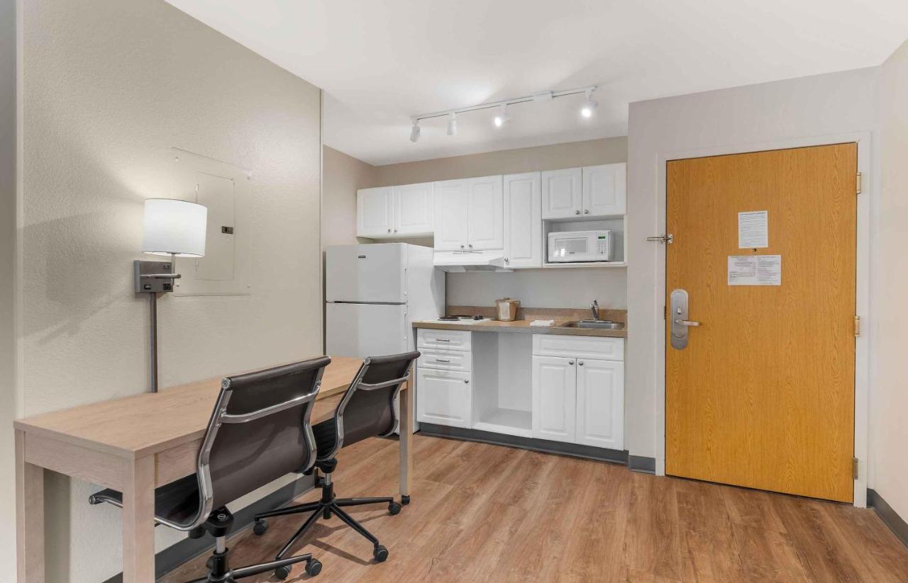 Colonial Terrace & Extended Stay Inn — photo 16