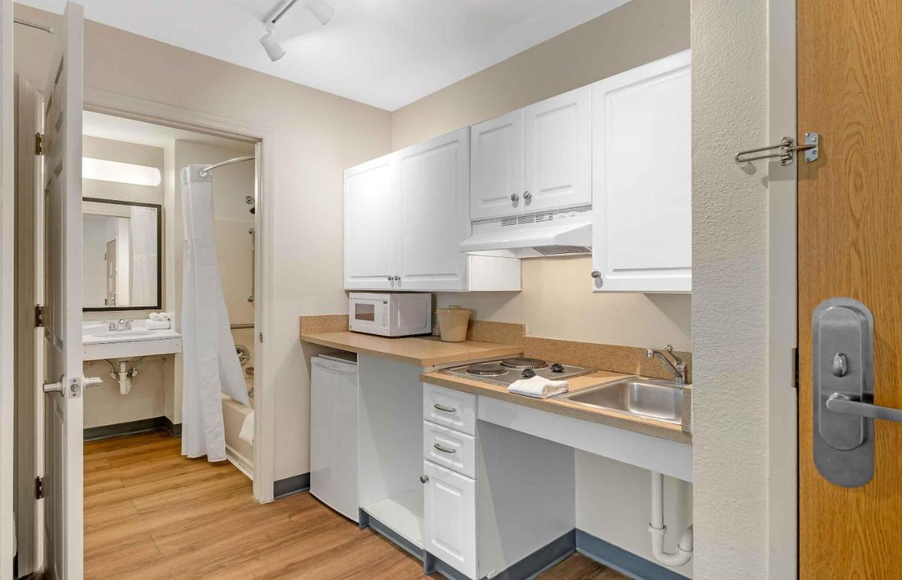 Colonial Terrace & Extended Stay Inn — photo 20