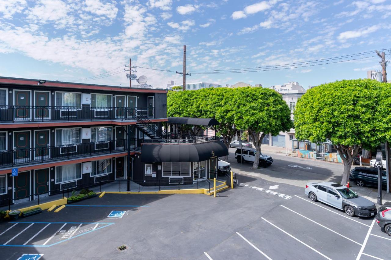 Image: Symphony Inn