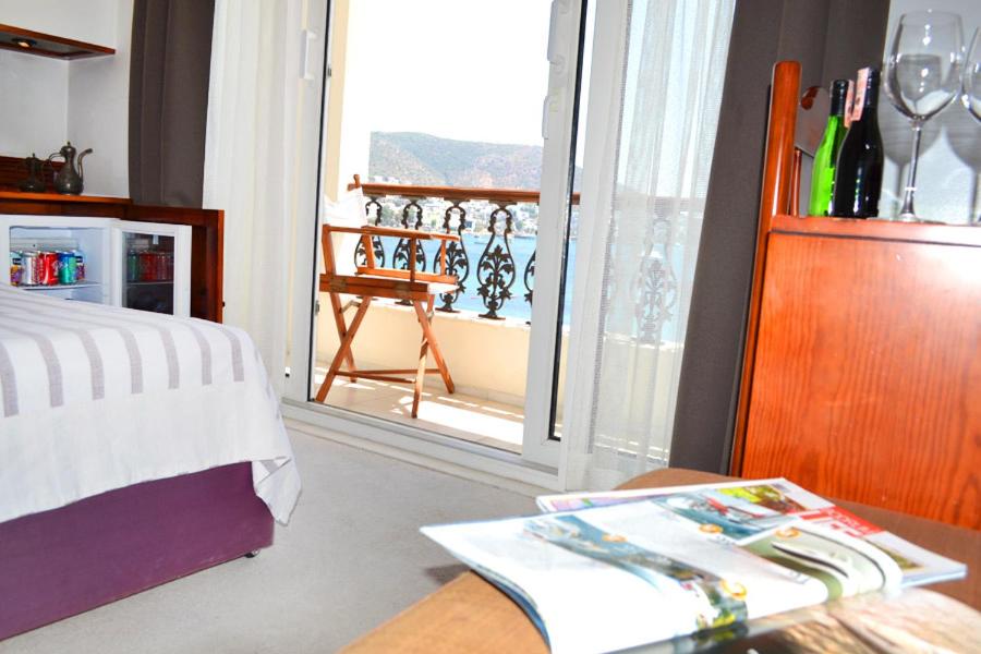 Standart Çift Kişilik/İki Yataklı Oda - Deniz Manzaralı