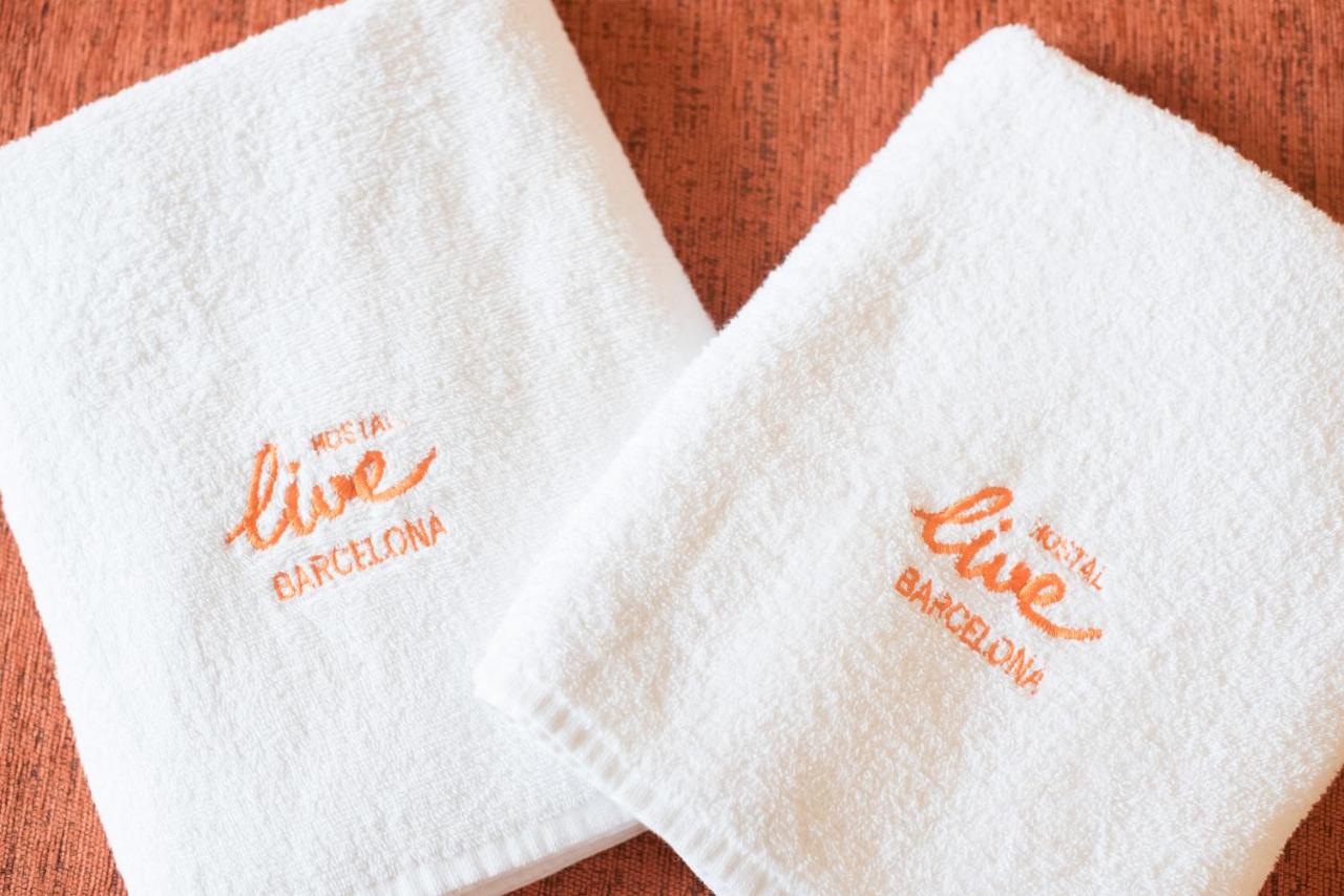 Hostal Live Barcelona - 3