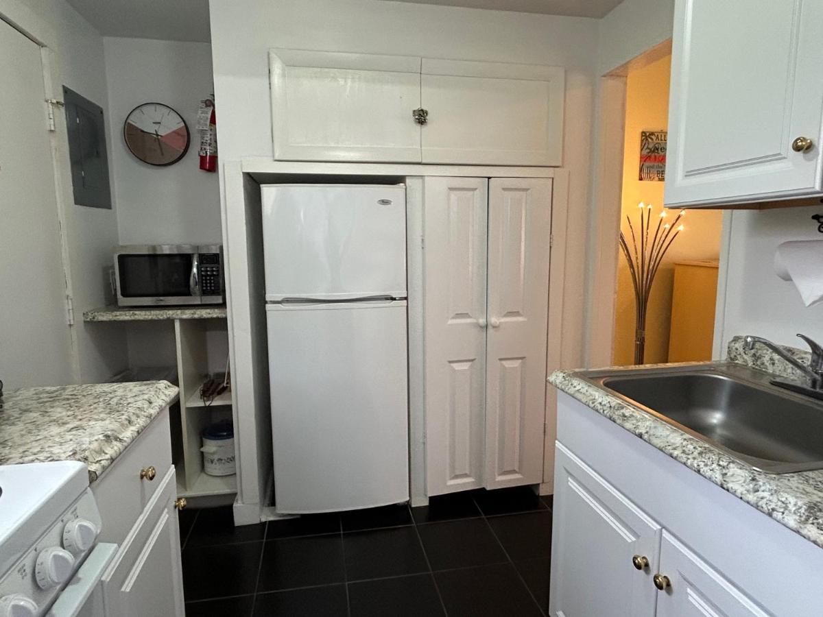 Island Inn — photo 5
