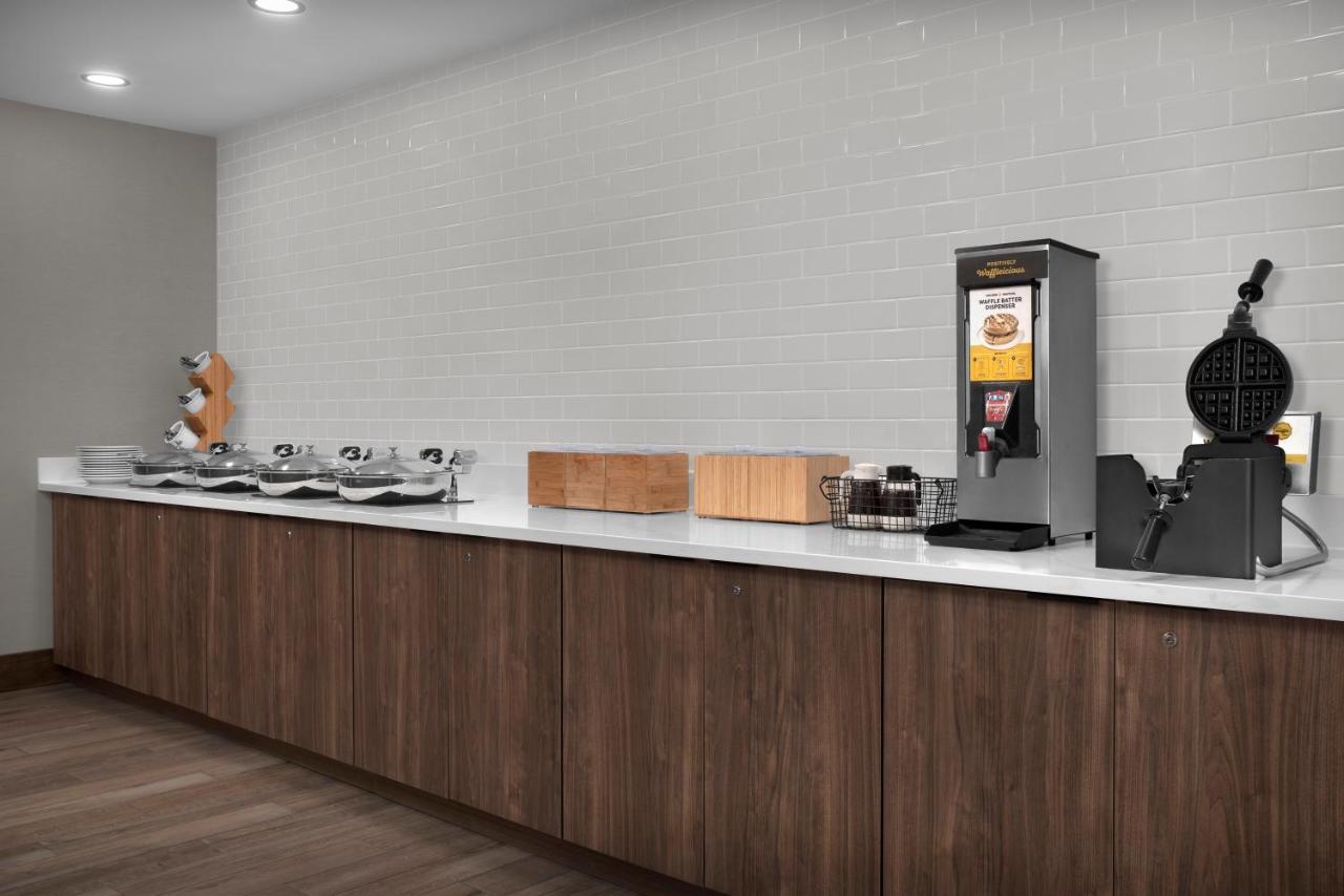 IUPAT Residence Suites — photo 10