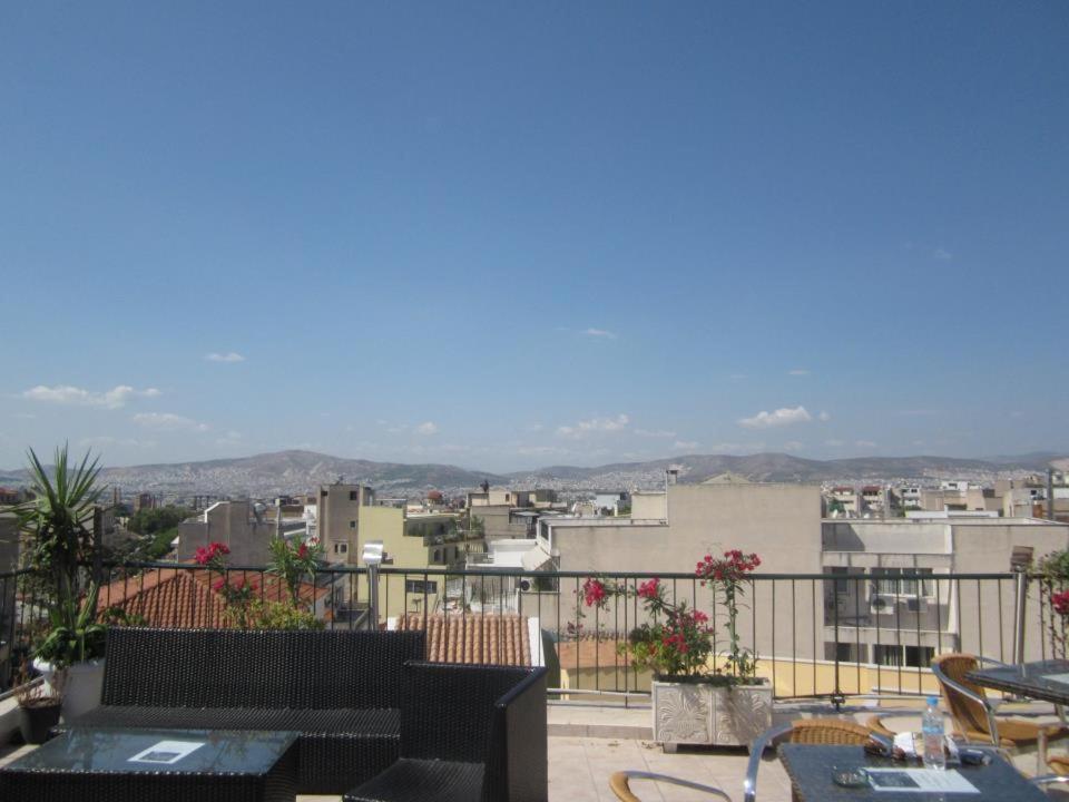 Pella Inn Hostel - 4