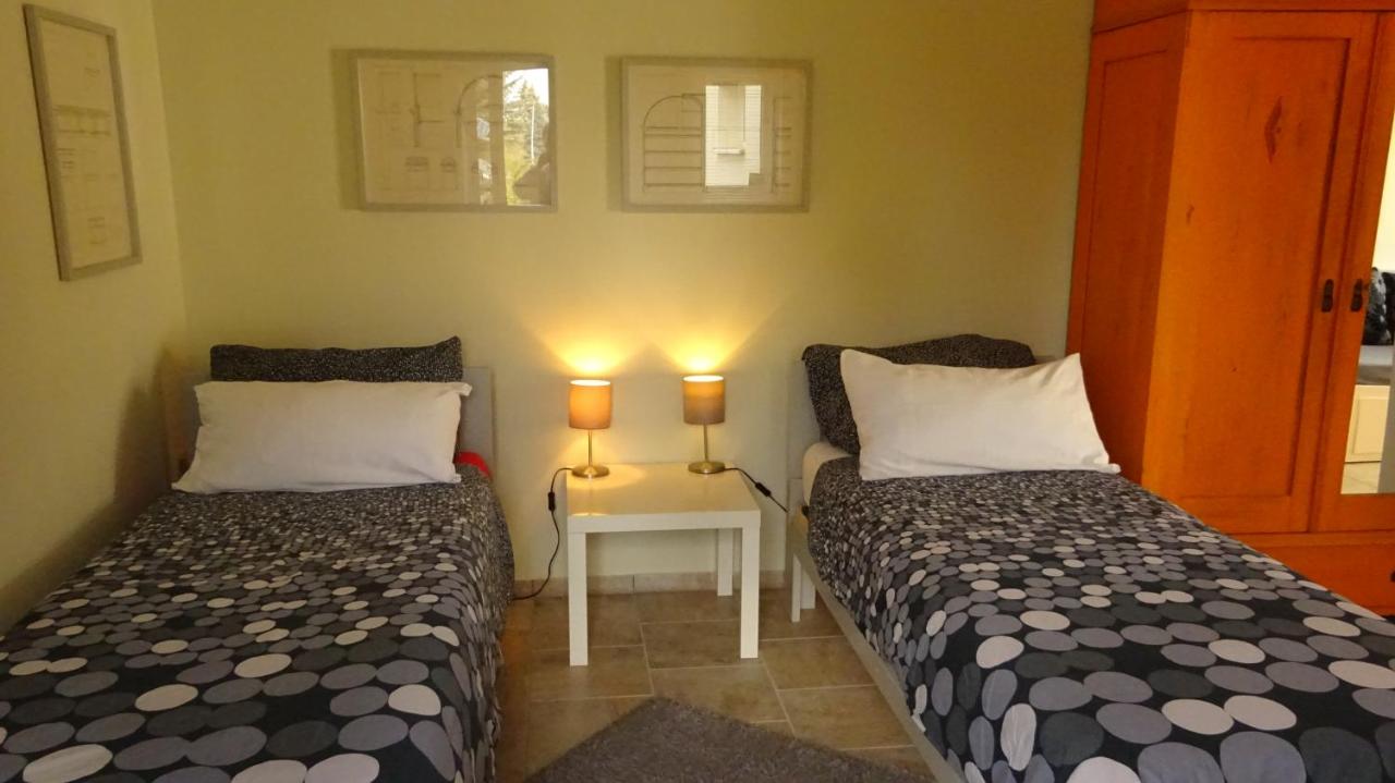 "Die Senfbude" im Südosten Leipzigs - schöne, ebenerdige Apartments mit Stellplatz und Terrasse