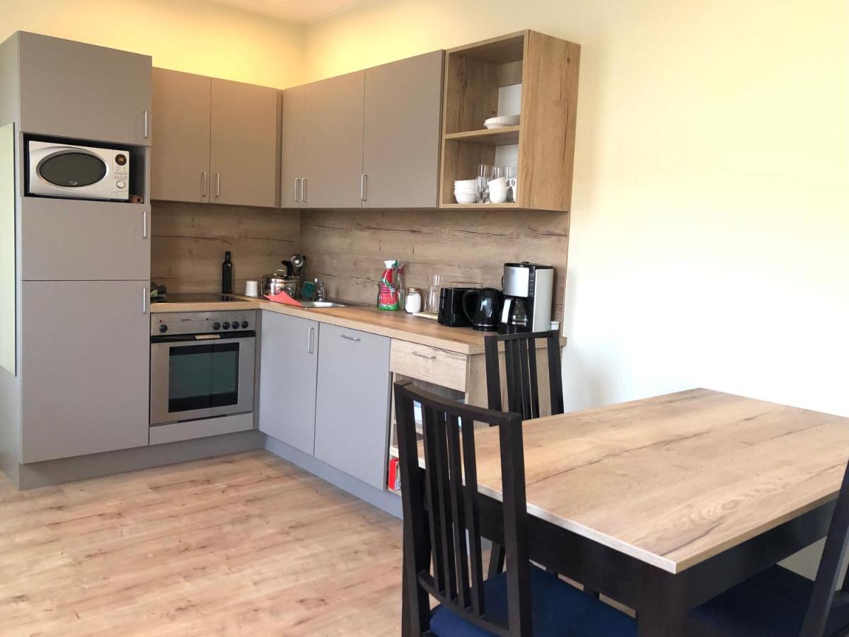 "Die Senfbude" im Südosten Leipzigs - schöne, ebenerdige Apartments mit Stellplatz und Terrasse