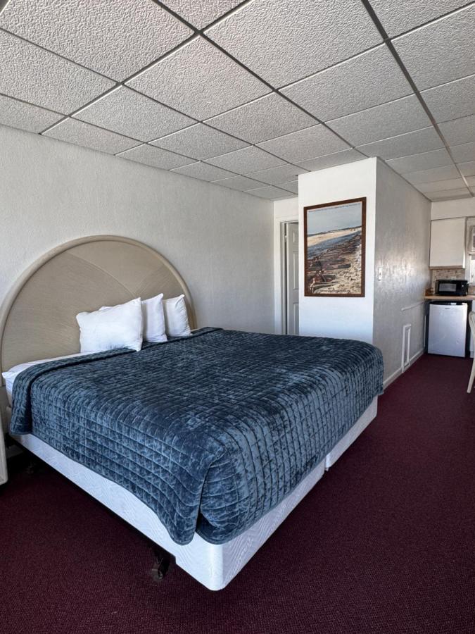 The Jetty Motel — photo 8