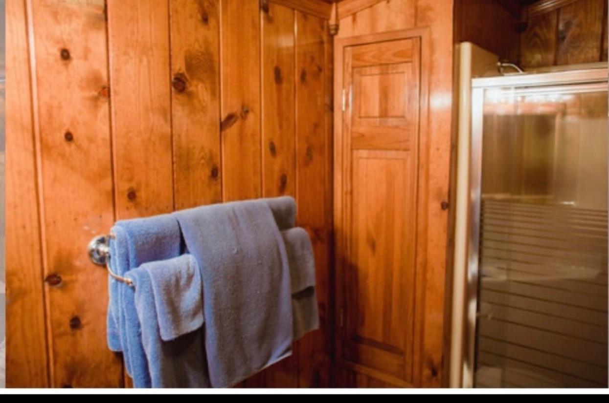 Covered Bridge Motel — photo 10