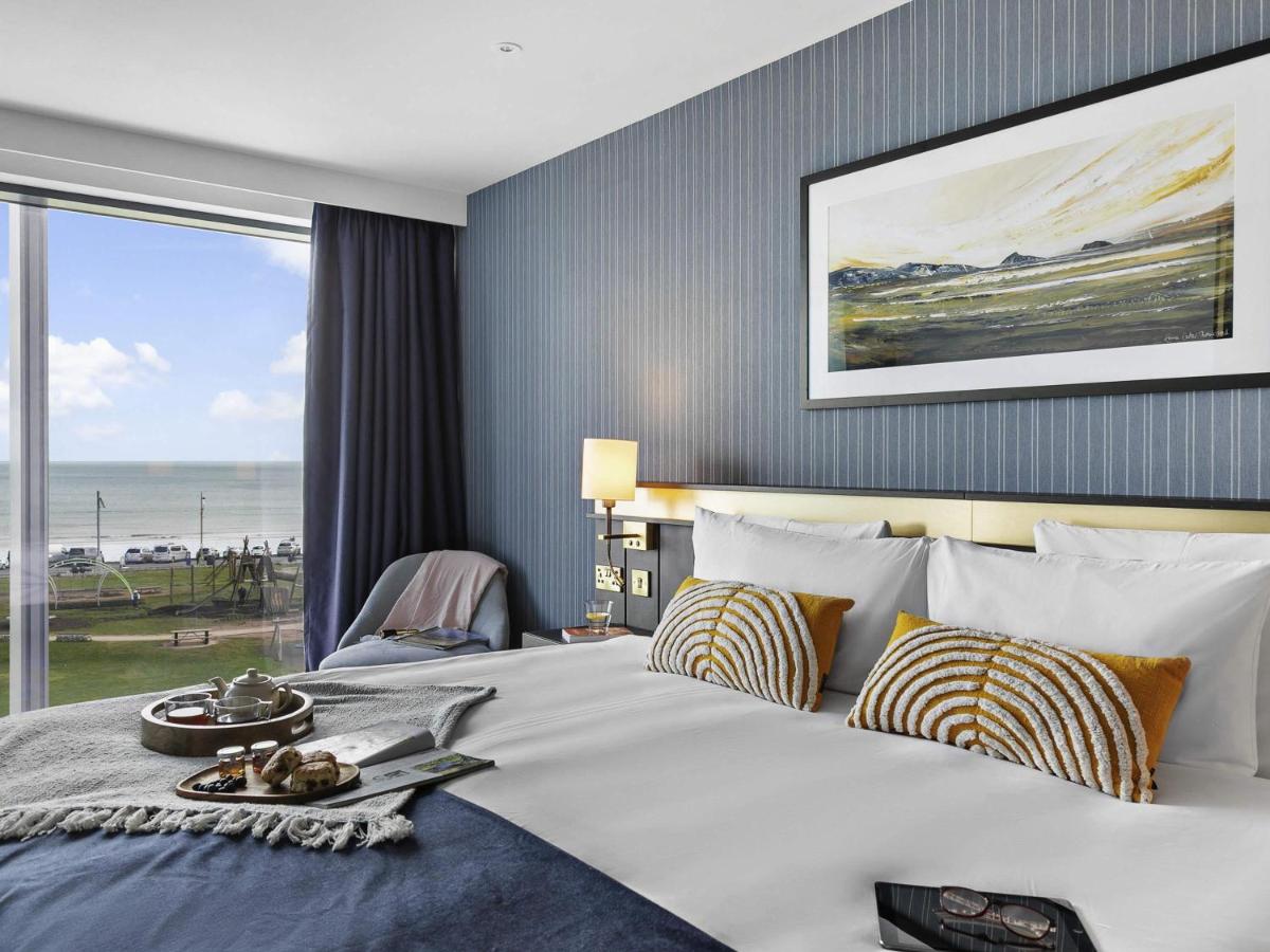 Superior Privilege Room with One Double Bed and Bay View