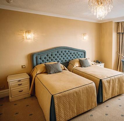 Double or Twin Room with Town View