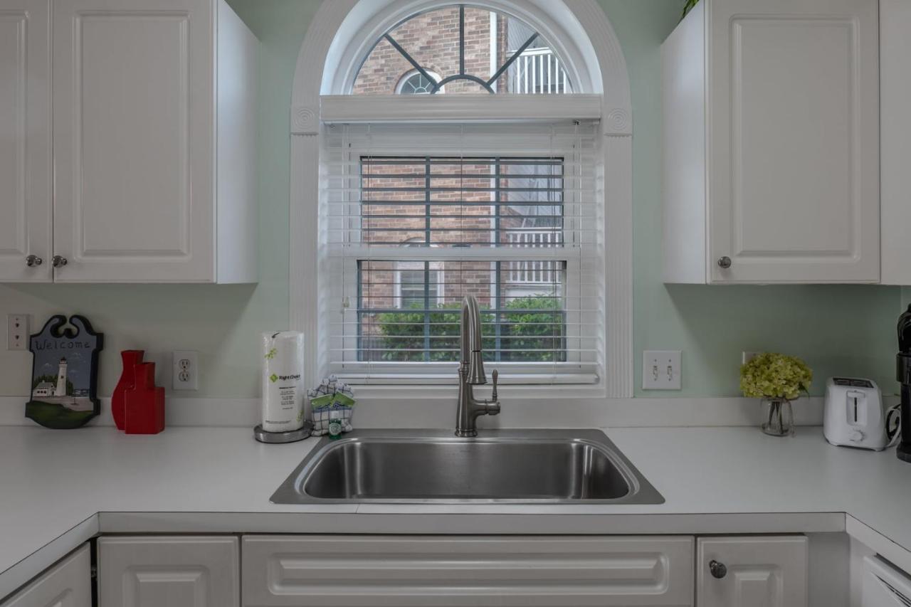 Riverwalk A Dream Vacation Rental — photo 11
