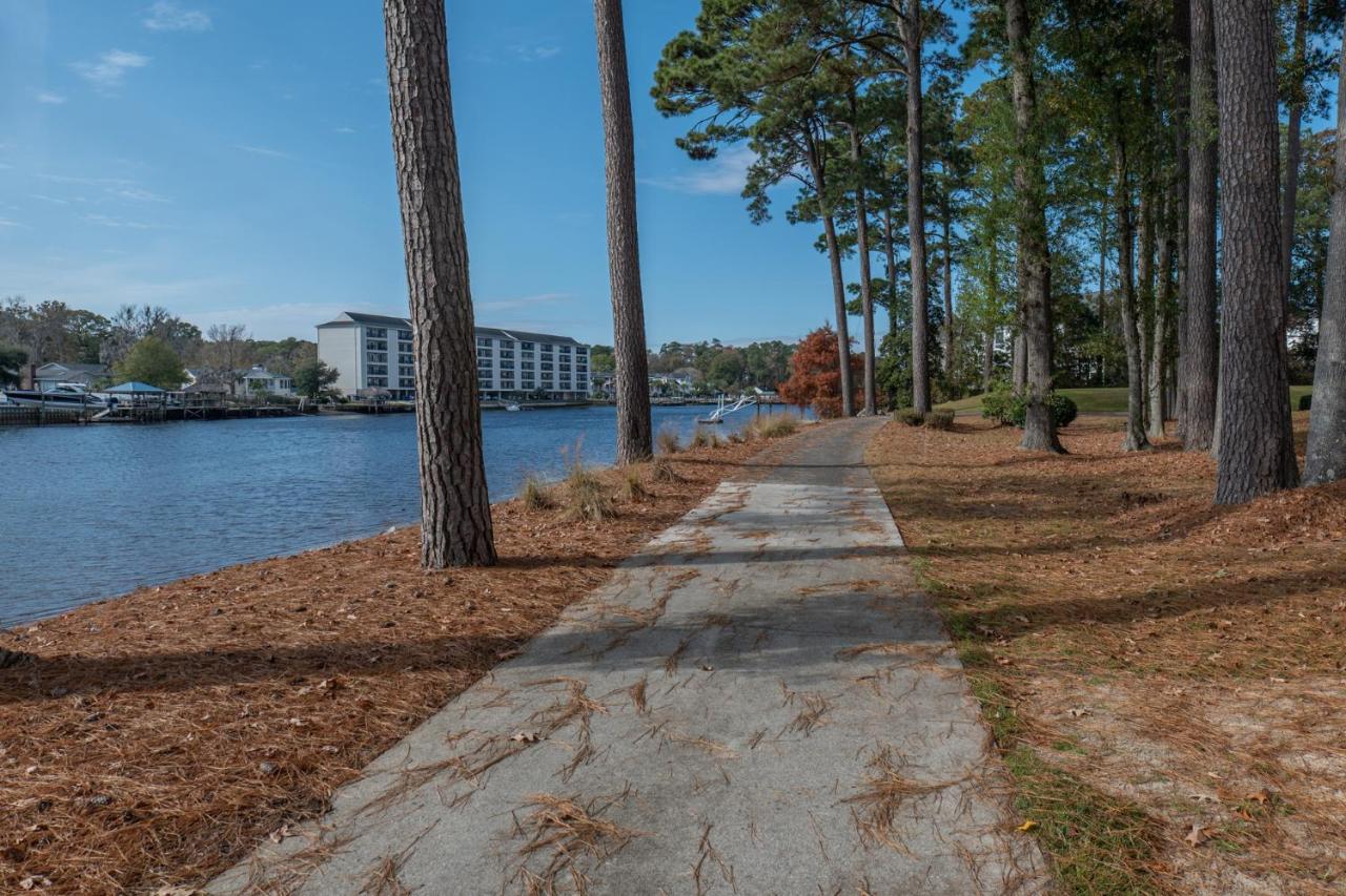 Riverwalk A Dream Vacation Rental — photo 24