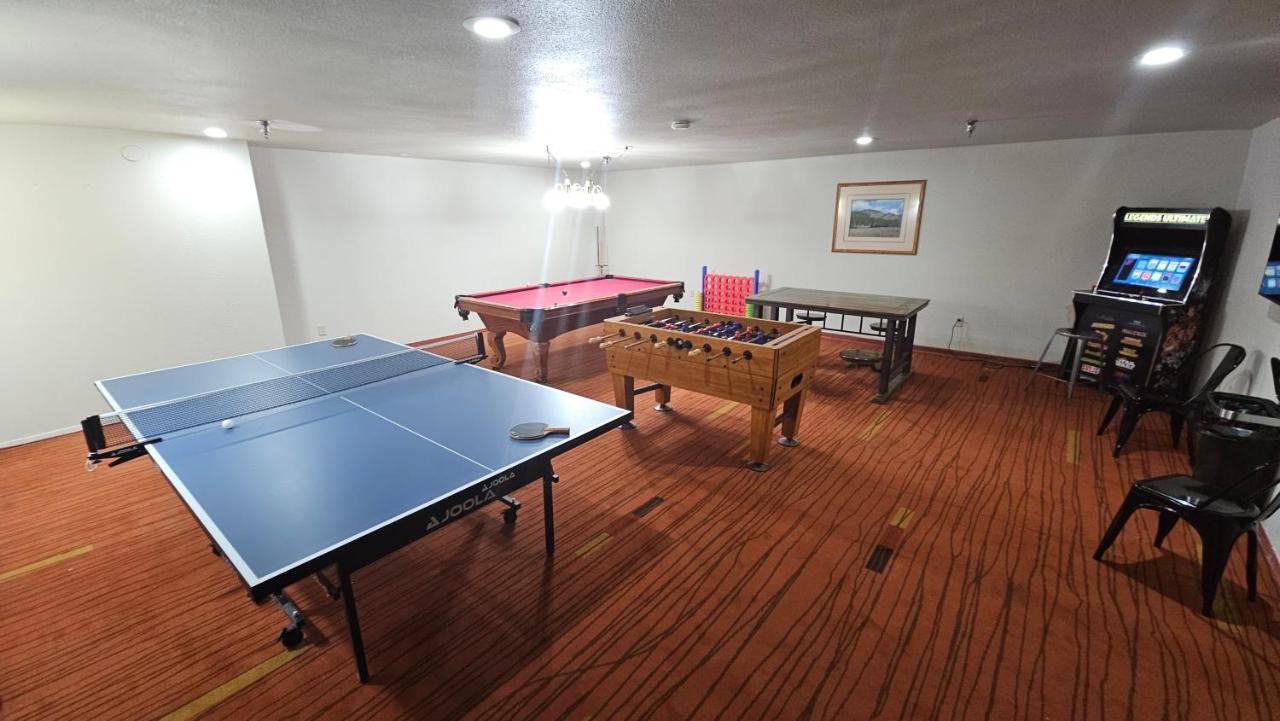 Roosevelt Inn Mount Rushmore — photo 14