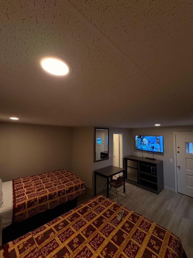 Patio Court Motel — photo 12