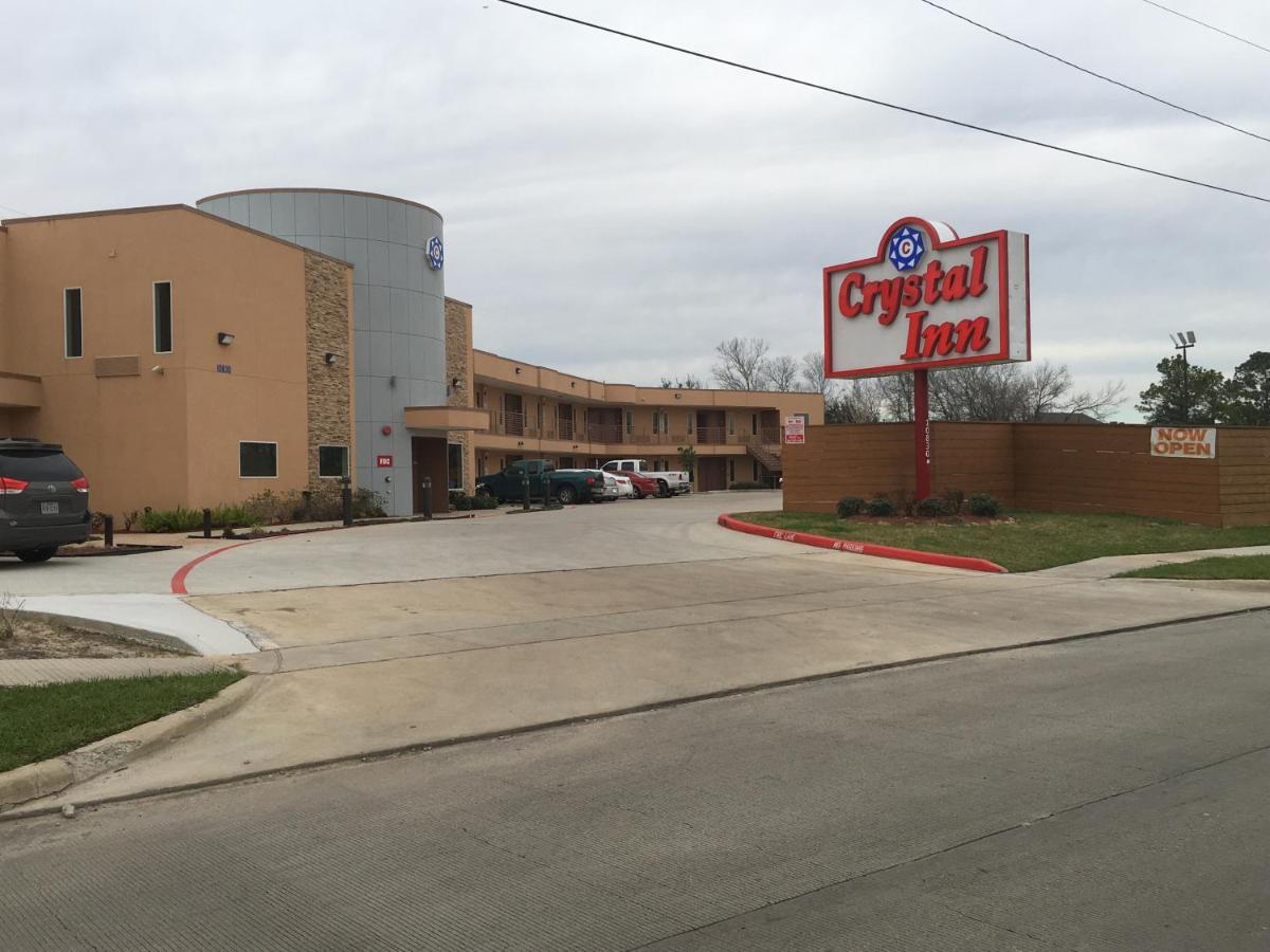 Crystal Inn & Suites — photo 10