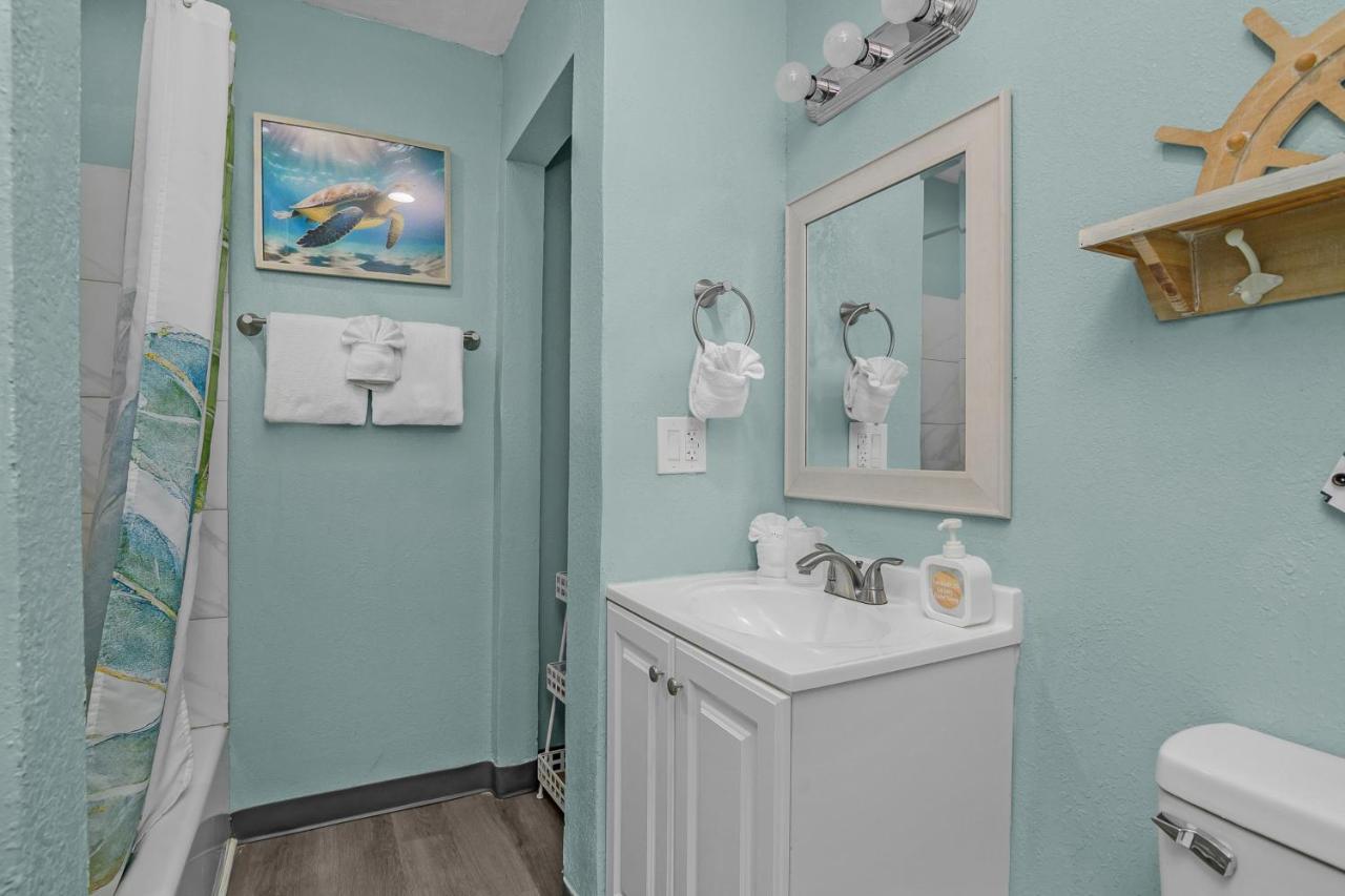 Latitude 26 Waterfront Boutique Resort - Fort Myers Beach — photo 2