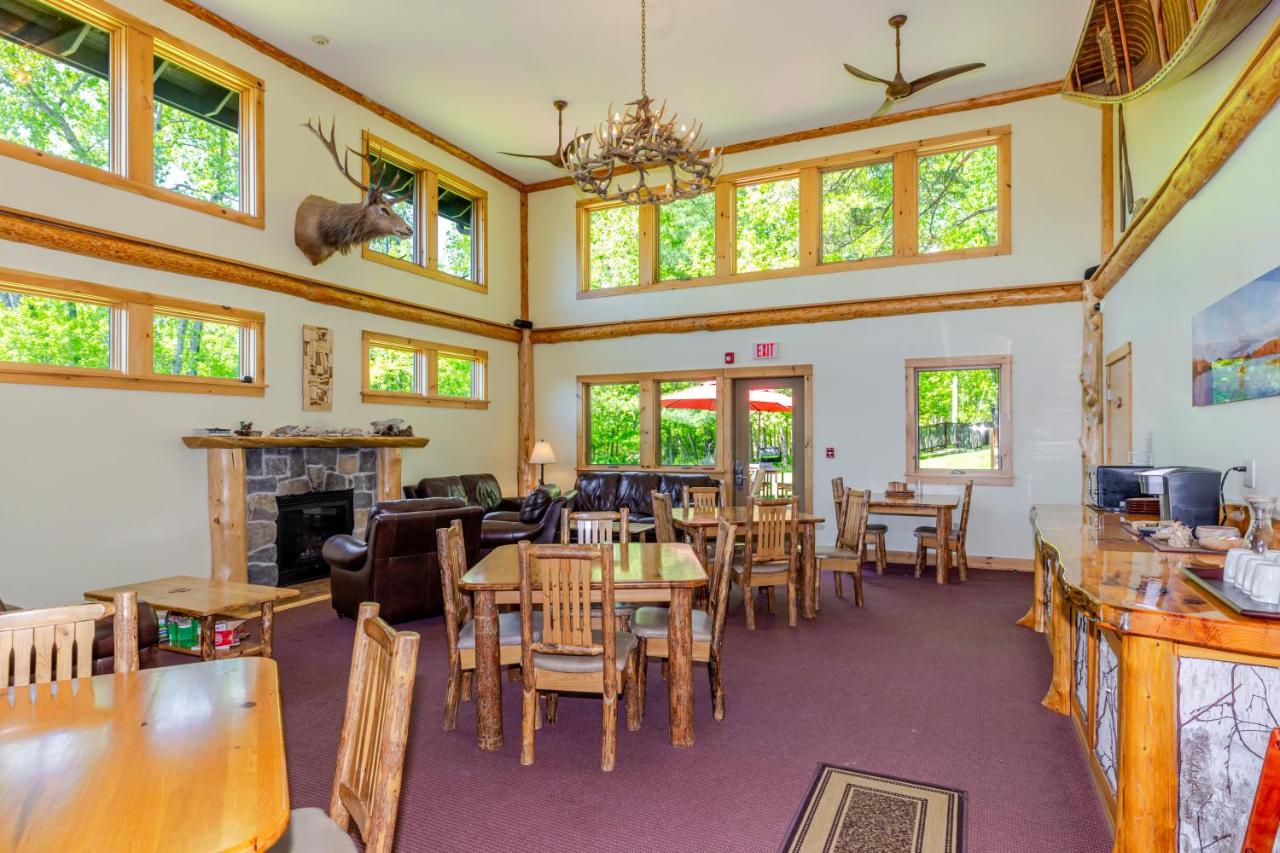 Spruce Lodge Bed and Breakfast — photo 2