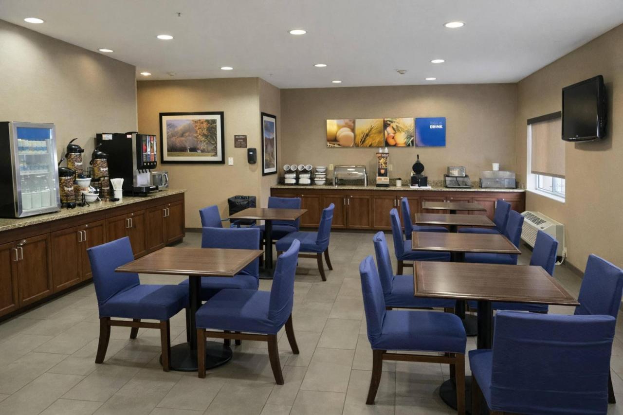 Huntington Mall Inn — photo 4