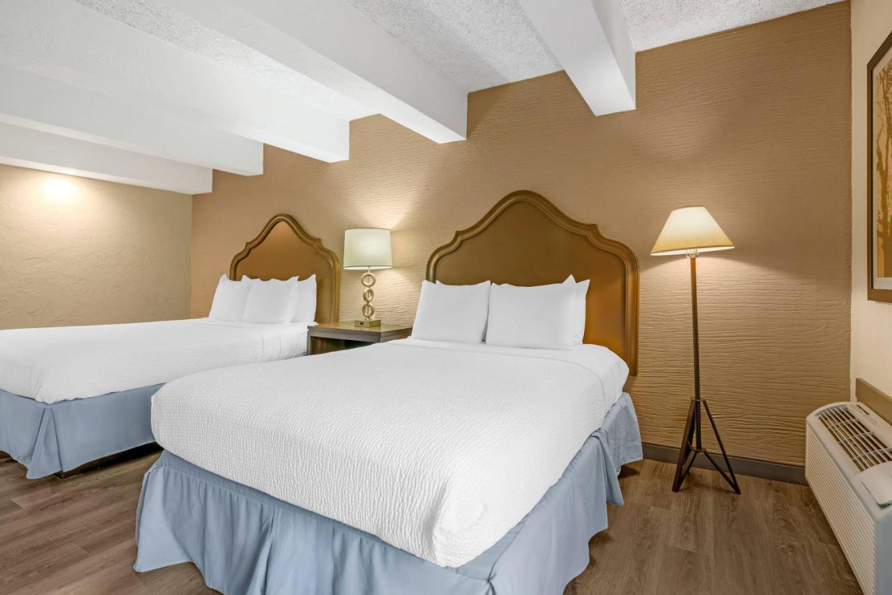 Fairway inn & Suites — photo 19