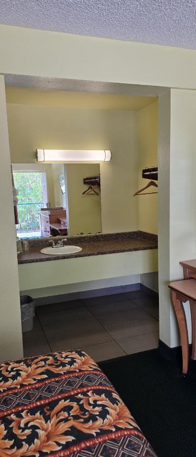 Gainesville Inn — photo 19